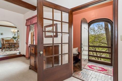 1818 N Dubuque Street Iowa City IA 52245