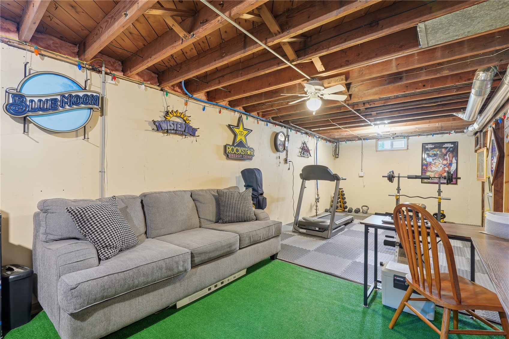 1619 9th NW Cedar Rapids IA 52405