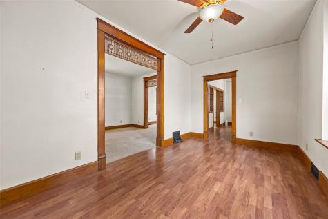 618 4th Avenue SW Cedar Rapids IA 52404
