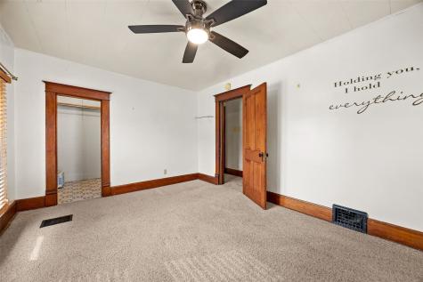 618 4th Avenue SW Cedar Rapids IA 52404