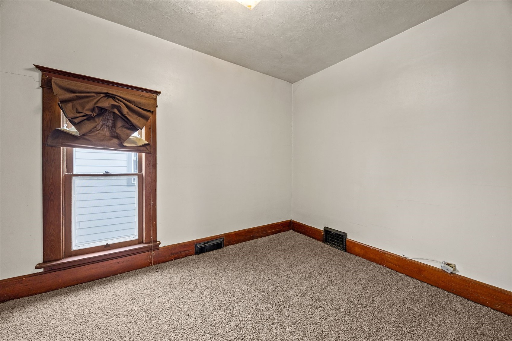 618 4th Avenue SW Cedar Rapids IA 52404
