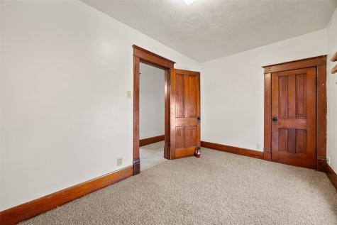 618 4th Avenue SW Cedar Rapids IA 52404