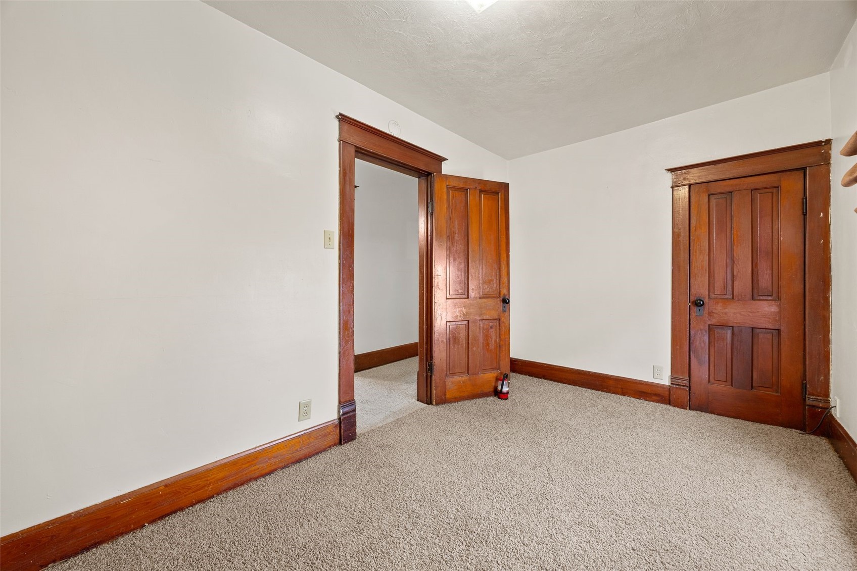 618 4th Avenue SW Cedar Rapids IA 52404