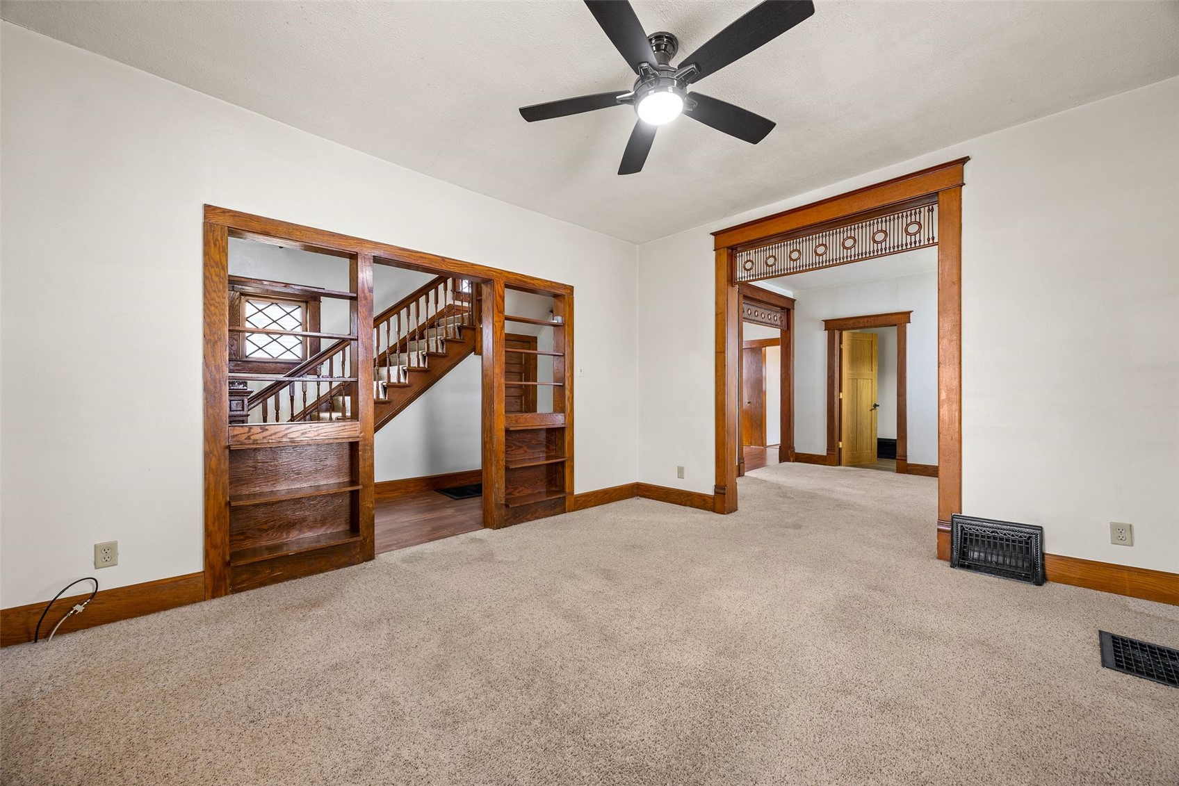 618 4th Avenue SW Cedar Rapids IA 52404