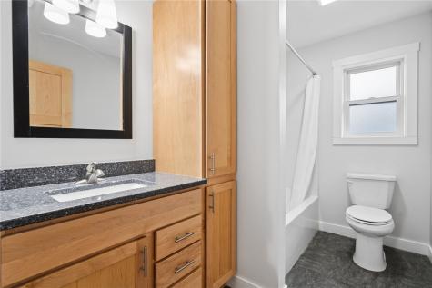 209 E Lincoln Way Wheatland IA 52777