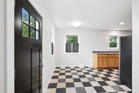 209 E Lincoln Way Wheatland IA 52777