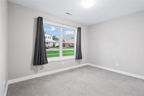 209 E Lincoln Way Wheatland IA 52777