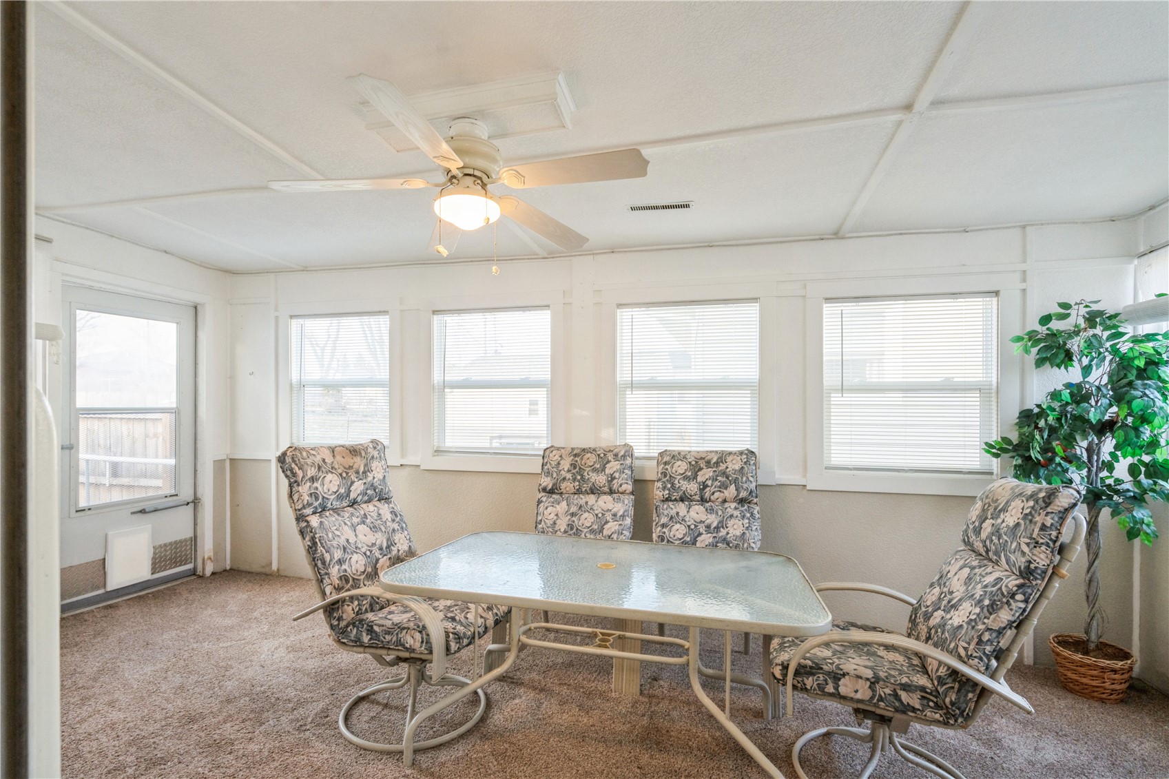 1155 A Avenue NW Marion IA 52302