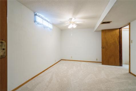 1155 A Avenue NW Marion IA 52302