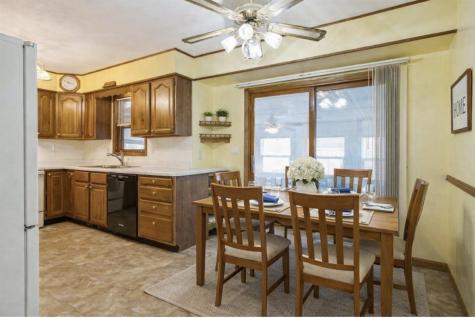 1155 A Avenue NW Marion IA 52302
