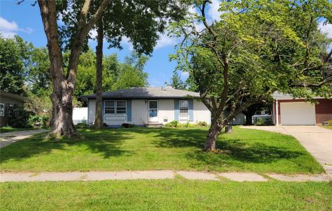 20 E Hickory Street North Liberty IA 52317