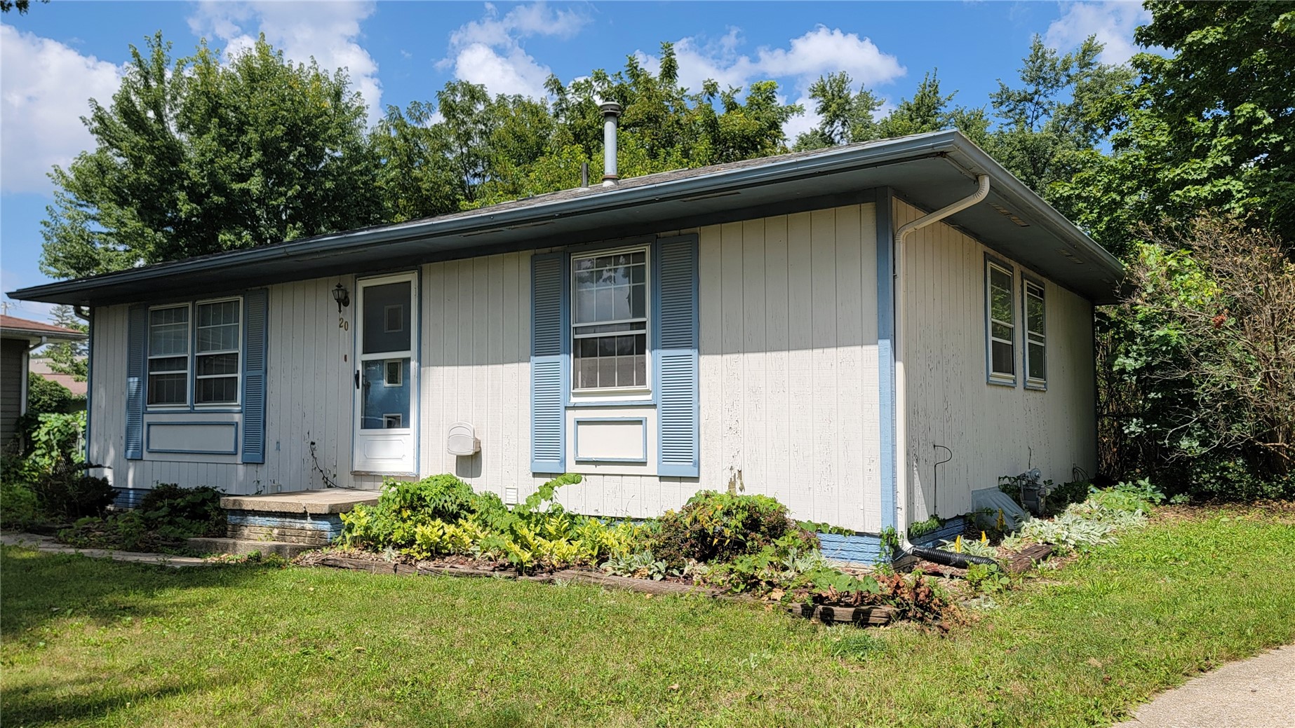 20 E Hickory Street North Liberty IA 52317