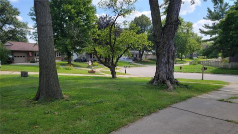 20 E Hickory Street North Liberty IA 52317