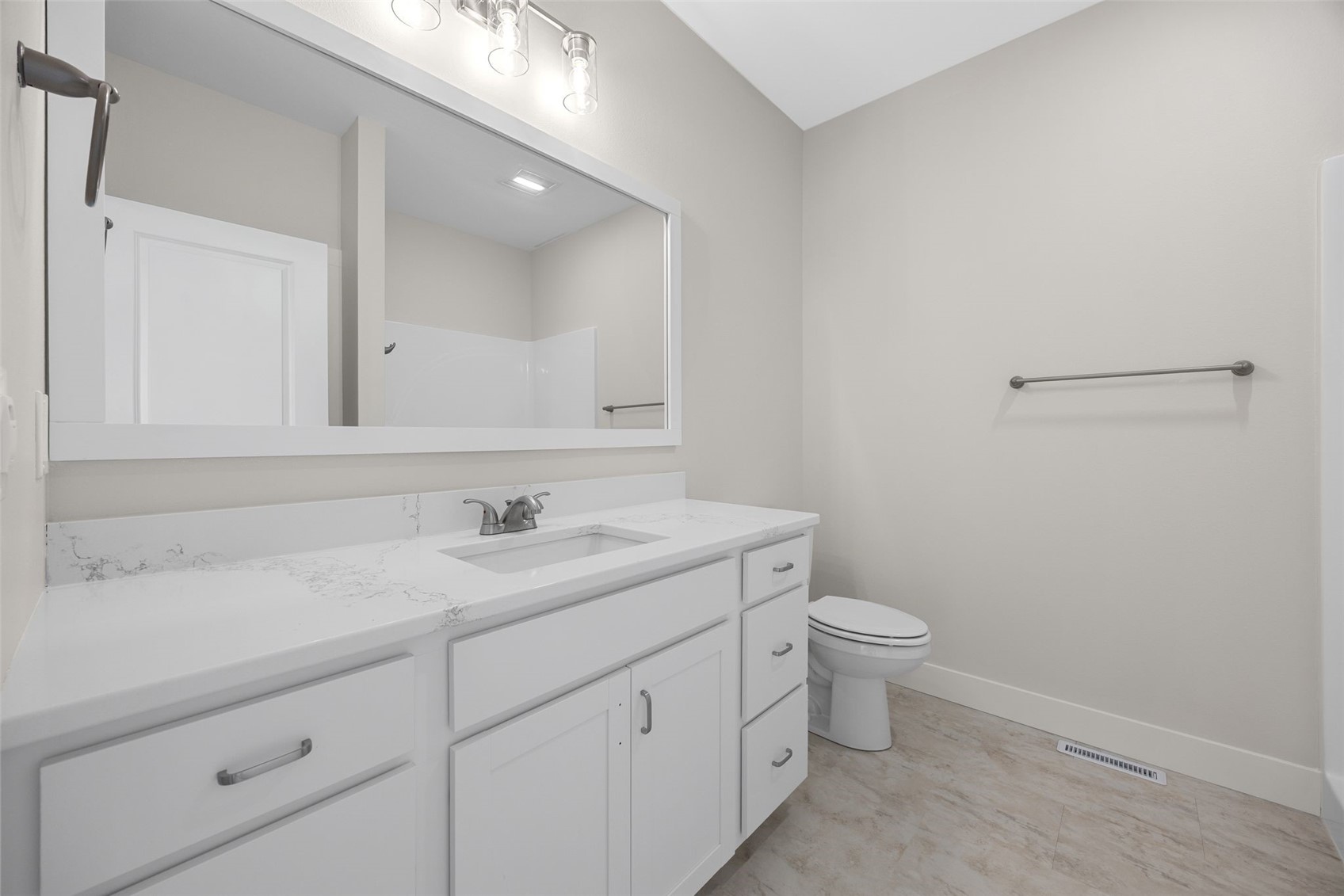 1435 Cardinal Drive Fairfax IA 52228