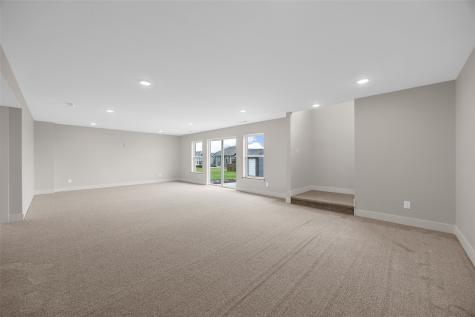 1435 Cardinal Drive Fairfax IA 52228