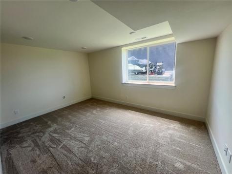 1435 Cardinal Drive Fairfax IA 52228