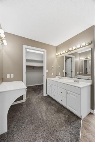 610 Kaitlynn Avenue Anamosa IA 52005