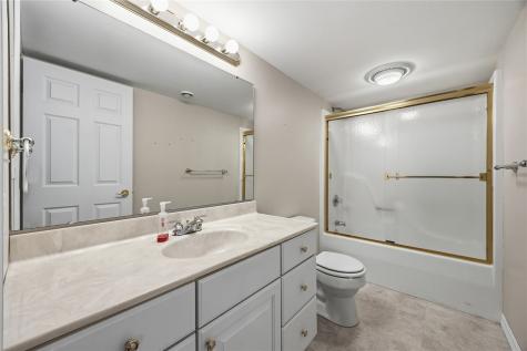 610 Kaitlynn Avenue Anamosa IA 52005
