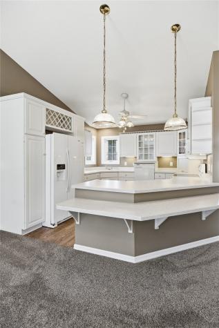 610 Kaitlynn Avenue Anamosa IA 52005