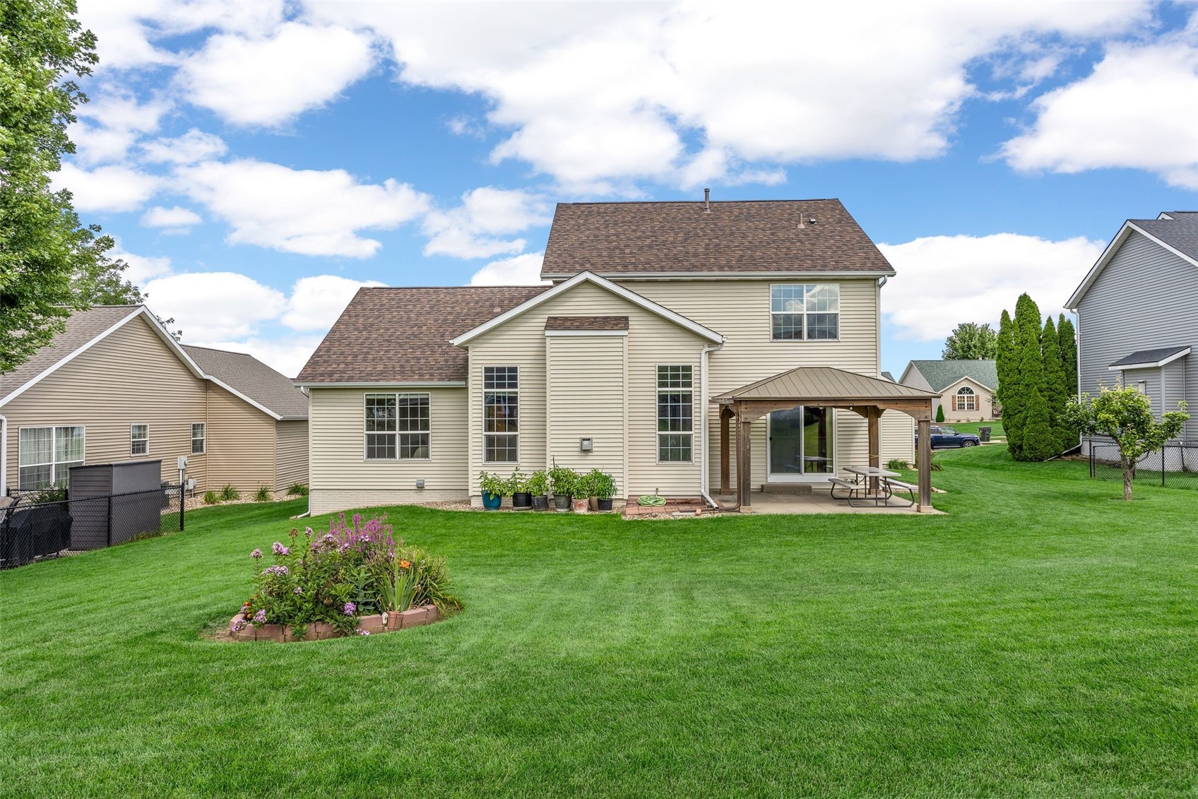 400 Westridge Drive SW Cedar Rapids IA 52404
