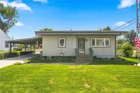835 37th Street NE Cedar Rapids IA 52402