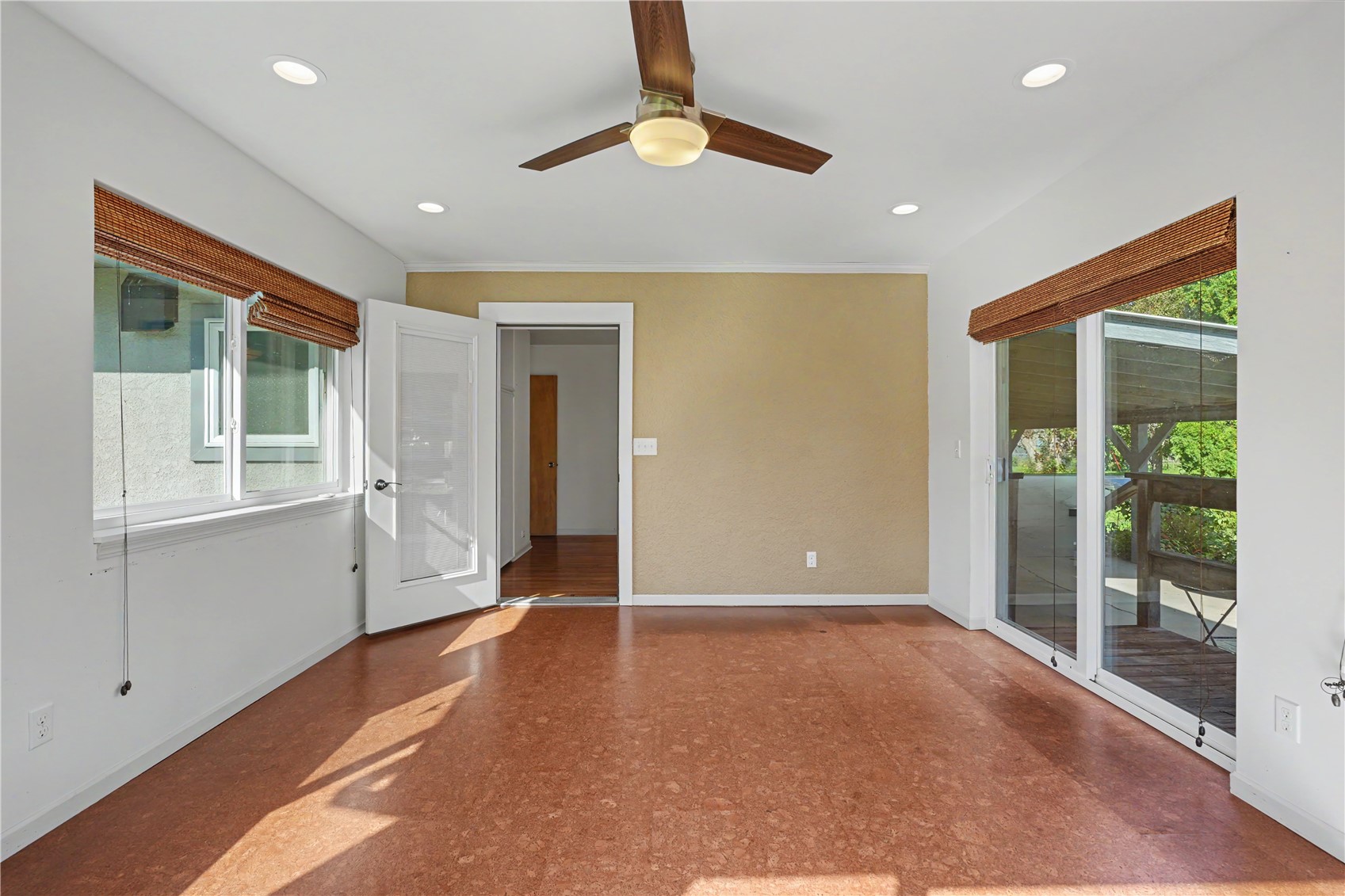 835 37th Street NE Cedar Rapids IA 52402