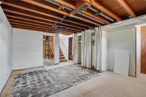 835 37th Street NE Cedar Rapids IA 52402