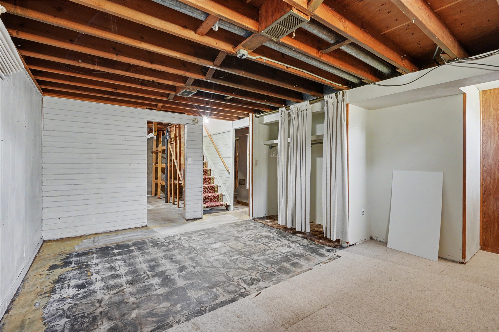 835 37th Street NE Cedar Rapids IA 52402