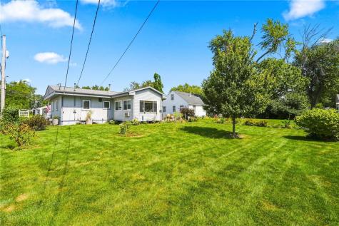 835 37th Street NE Cedar Rapids IA 52402