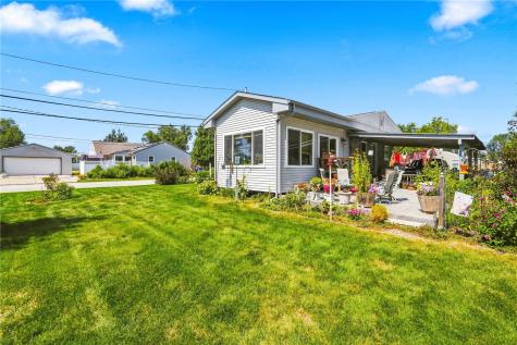 835 37th Street NE Cedar Rapids IA 52402