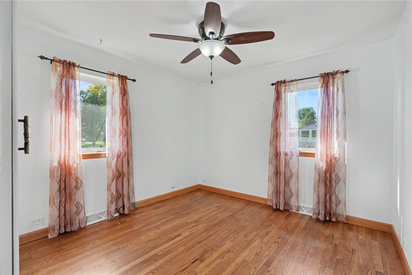 835 37th Street NE Cedar Rapids IA 52402