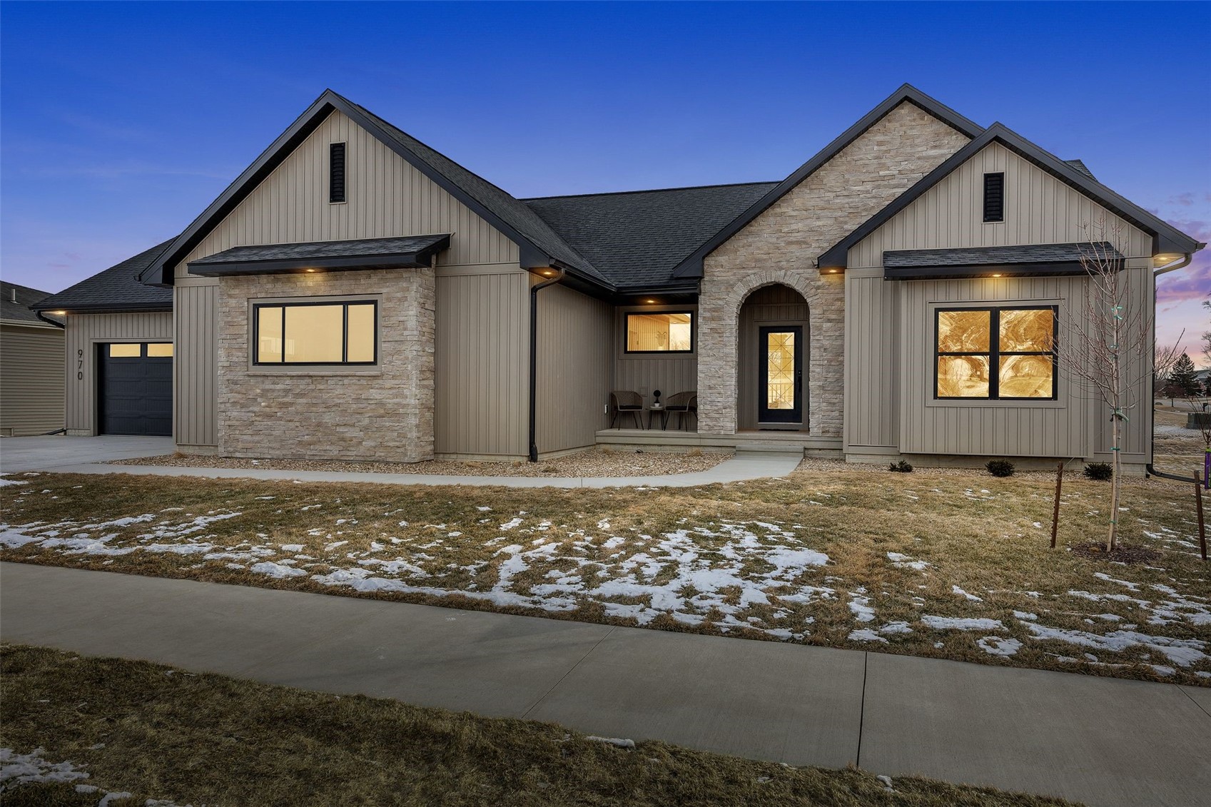 970 17th Avenue SW Mt Vernon IA 52314
