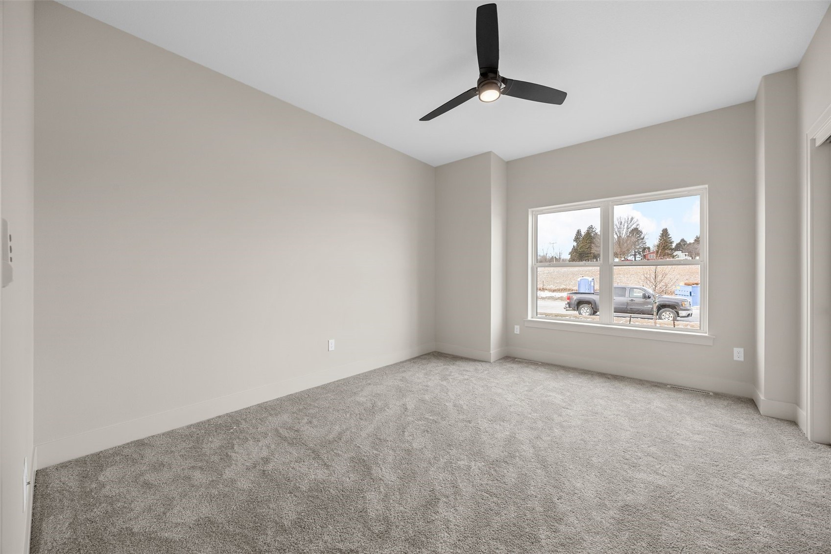 970 17th Avenue SW Mt Vernon IA 52314