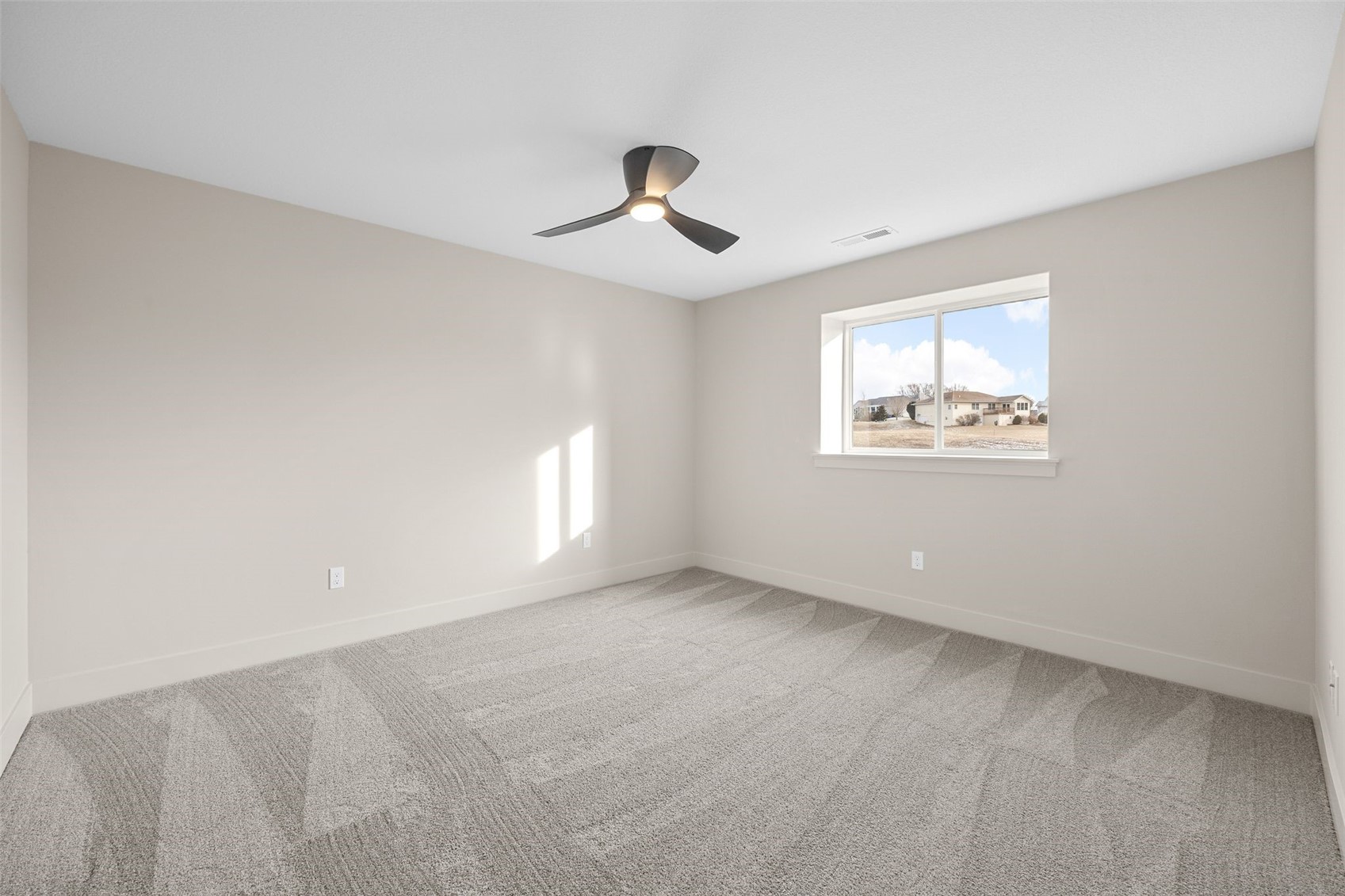 970 17th Avenue SW Mt Vernon IA 52314