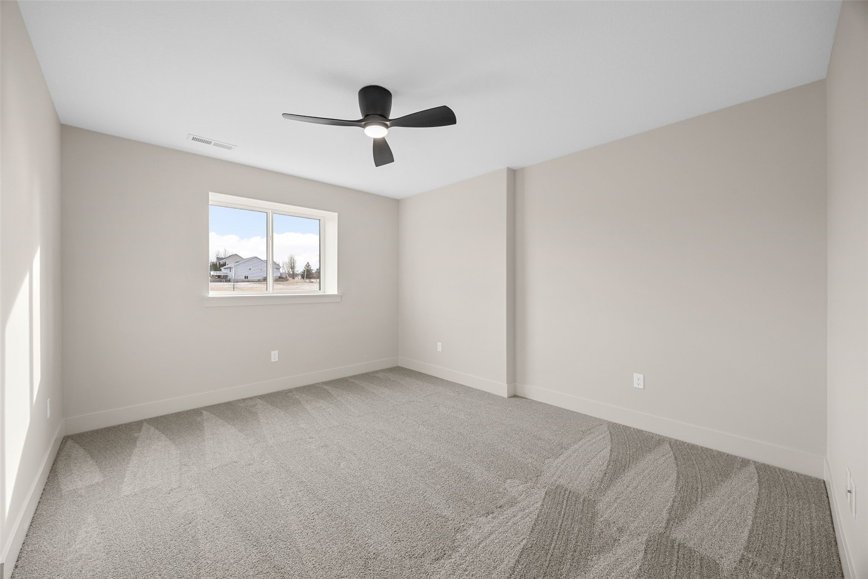 970 17th Avenue SW Mt Vernon IA 52314