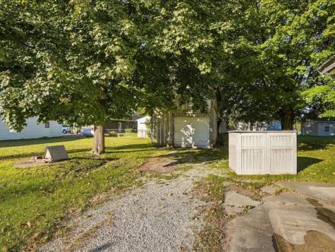 224 Park Avenue Rowley IA 52329