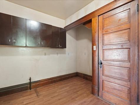 224 Park Avenue Rowley IA 52329