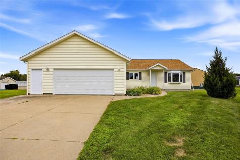 181 & 171 Bear Creek Court Palo IA 52324
