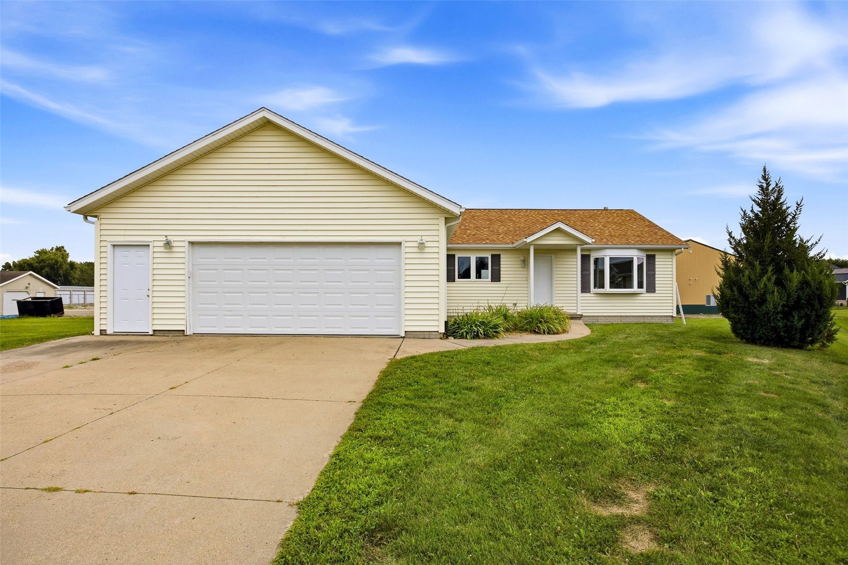 181 & 171 Bear Creek Court Palo IA 52324
