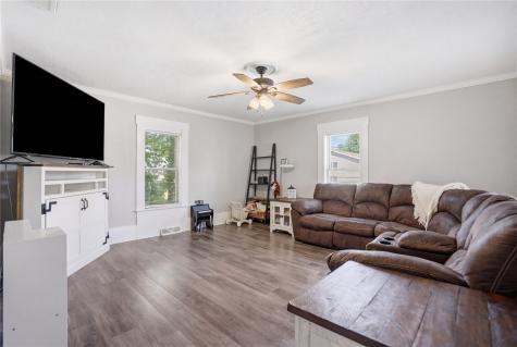 896 Climer Street Muscatine IA 52761