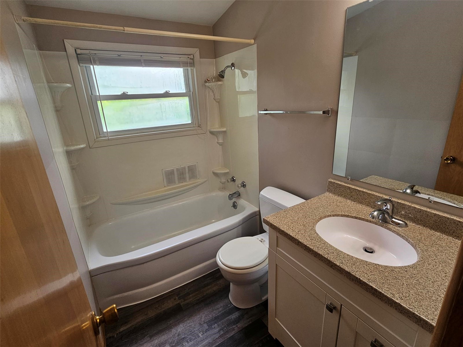 1460 Hollywood Boulevard NE Cedar Rapids IA 52402
