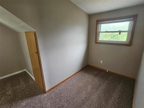 1460 Hollywood Boulevard NE Cedar Rapids IA 52402