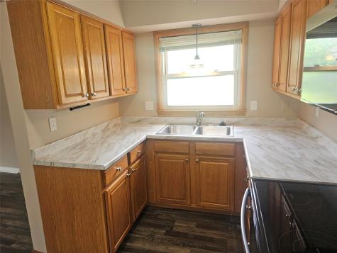 1460 Hollywood Boulevard NE Cedar Rapids IA 52402
