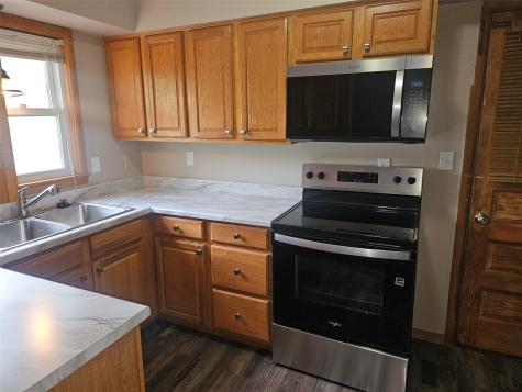 1460 Hollywood Boulevard NE Cedar Rapids IA 52402