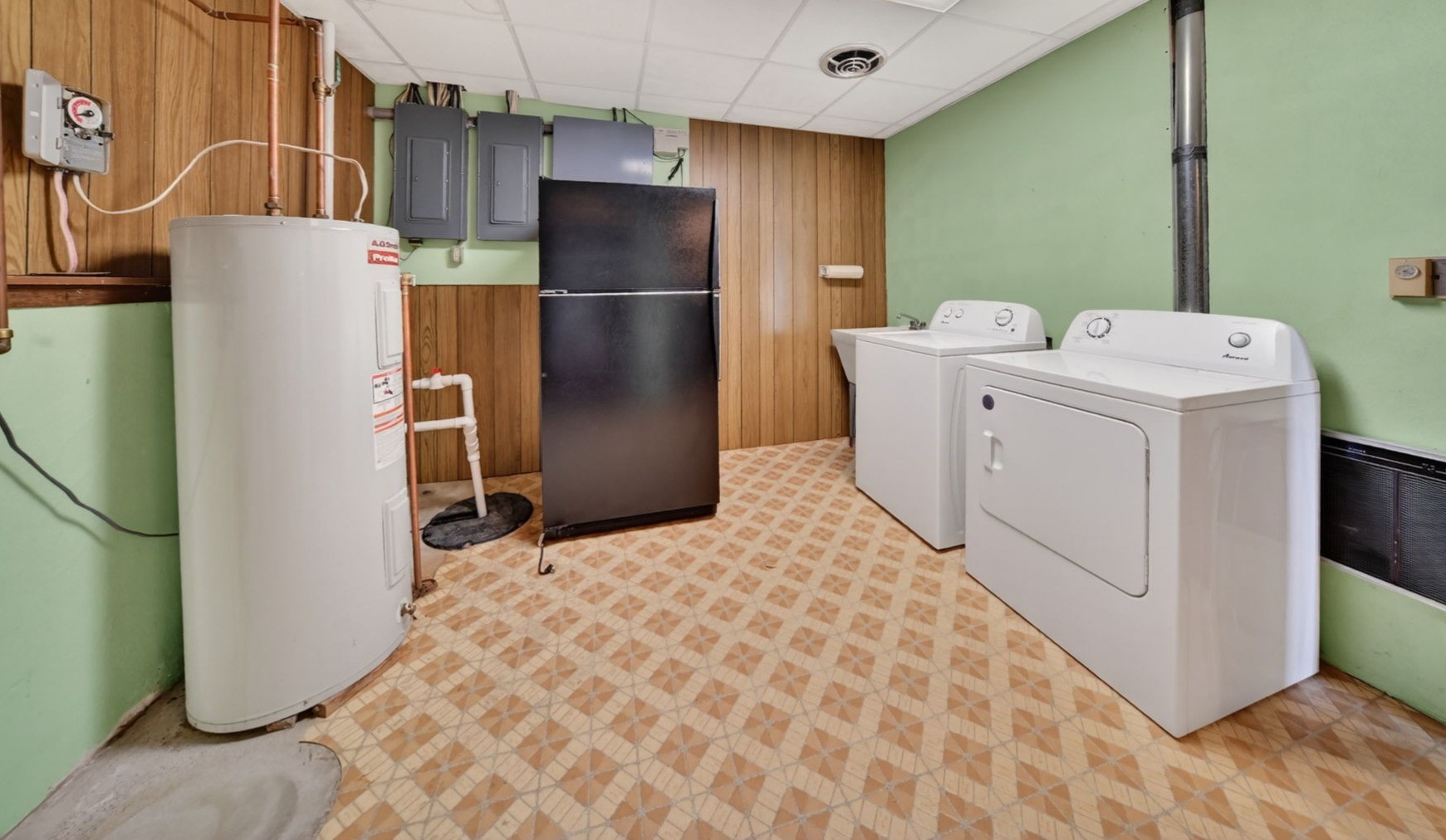 501 Main Street Van Horne IA 52346