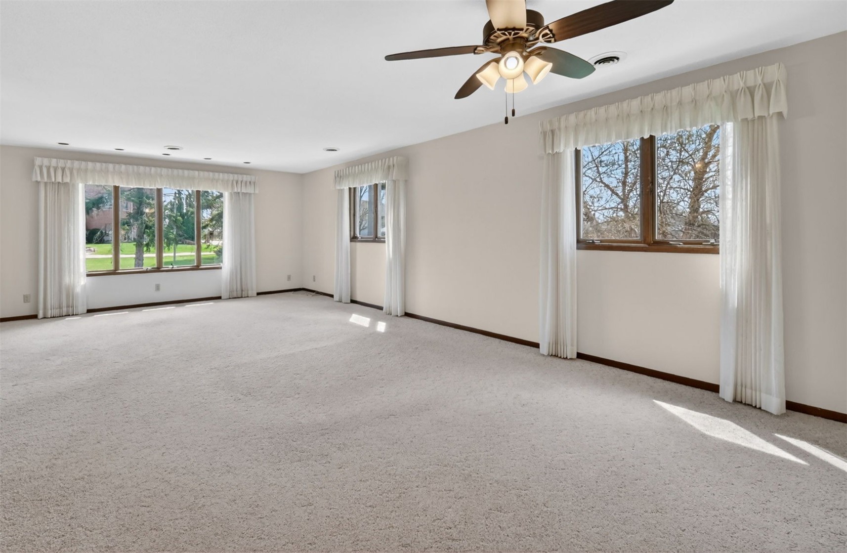 501 Main Street Van Horne IA 52346