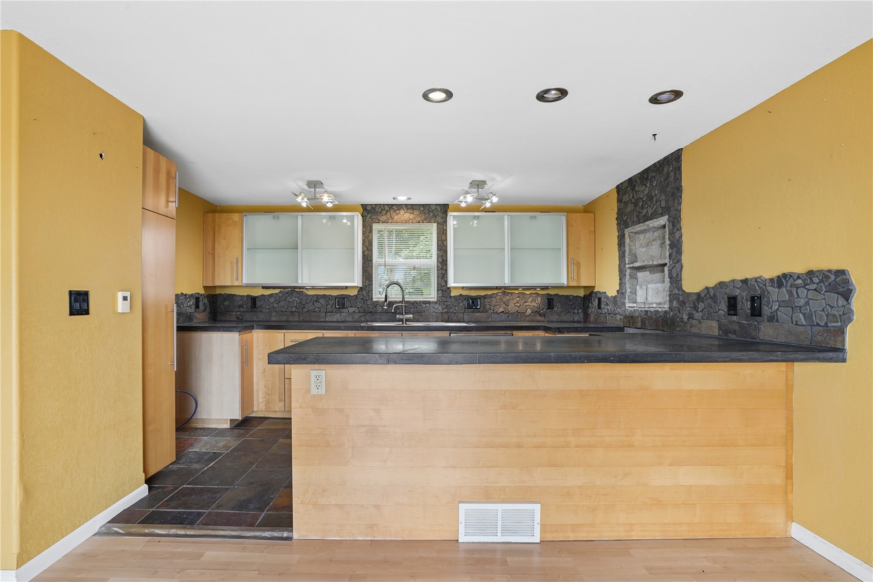 3257 132nd Street Sumner IA 50674