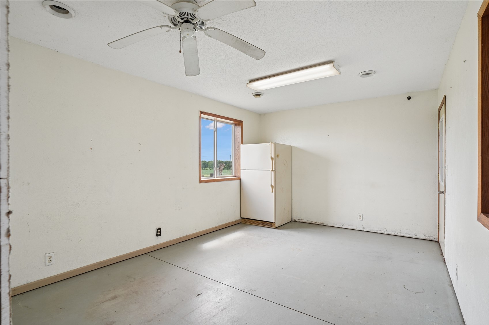 3257 132nd Street Sumner IA 50674