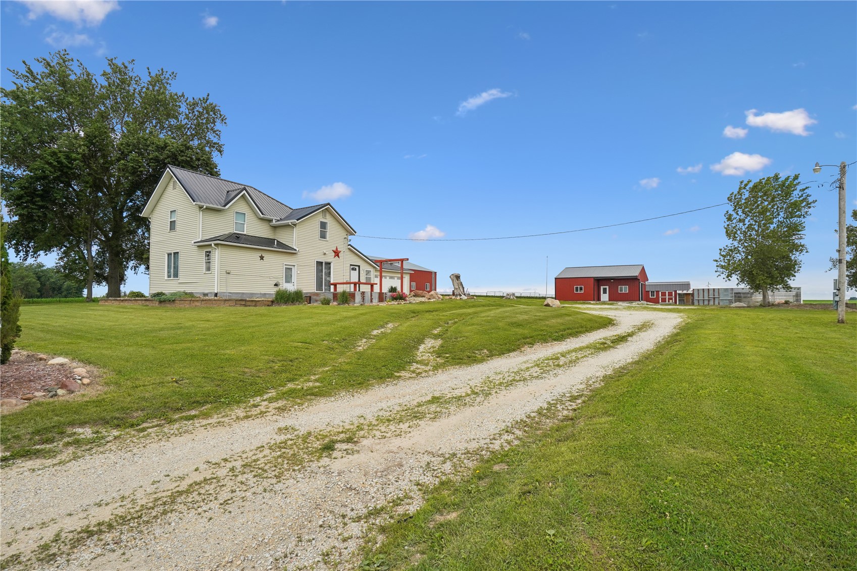 3257 132nd Street Sumner IA 50674