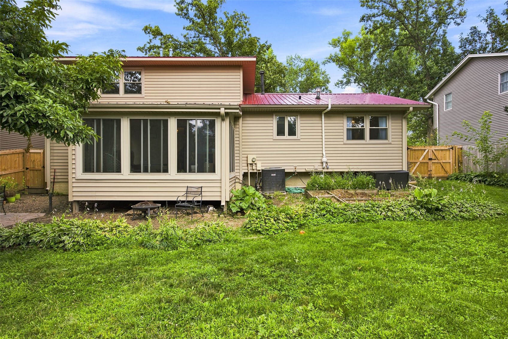 4625 Northwood Drive NE Cedar Rapids IA 52402